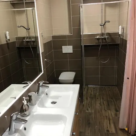 Kancler Apartment *